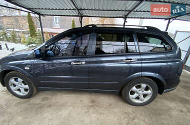 Позашляховик / Кросовер SsangYong Kyron 2008 в 