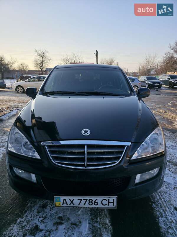 Позашляховик / Кросовер SsangYong Kyron 2010 в 