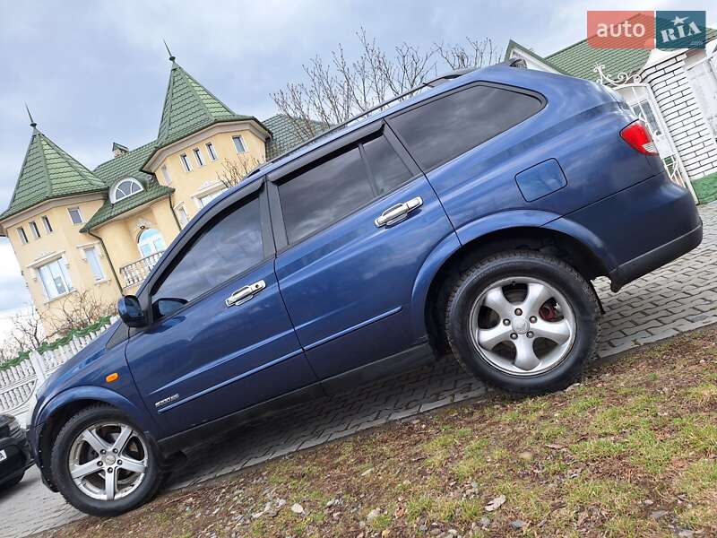 Внедорожник / Кроссовер SsangYong Kyron 2008 в Черновцах