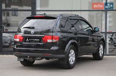 Внедорожник / Кроссовер SsangYong Kyron 2010 в 