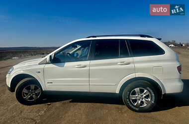Внедорожник / Кроссовер SsangYong Kyron 2009 в 
