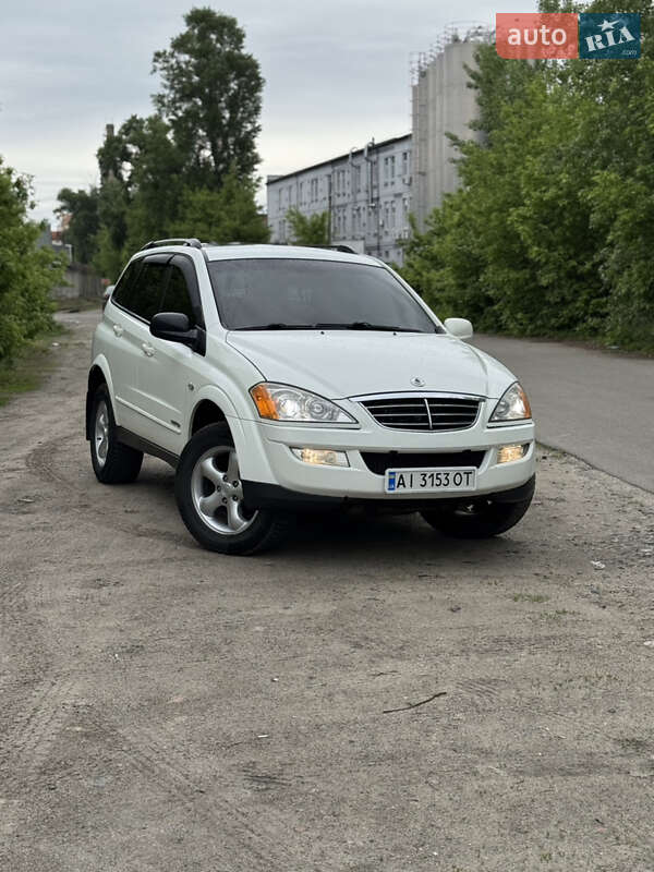 Внедорожник / Кроссовер SsangYong Kyron 2013 в 