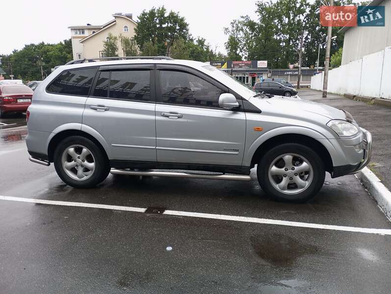 Внедорожник / Кроссовер SsangYong Kyron 2008 в 