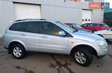 Внедорожник / Кроссовер SsangYong Kyron 2010 в 