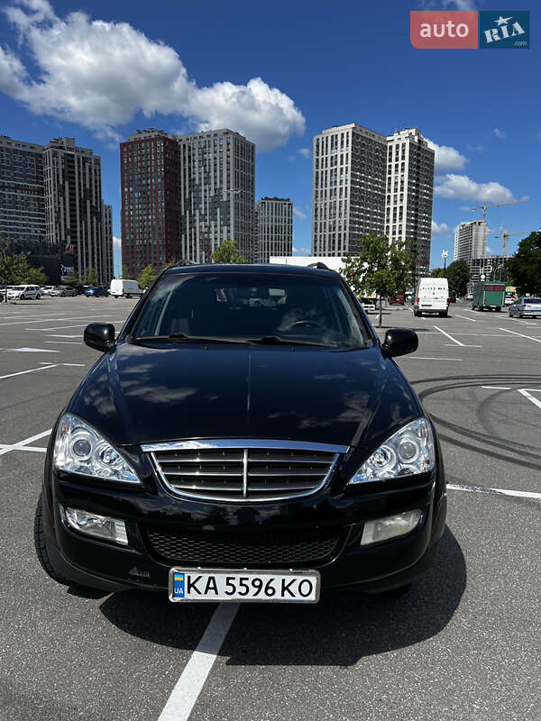 Внедорожник / Кроссовер SsangYong Kyron 2010 в Киеве