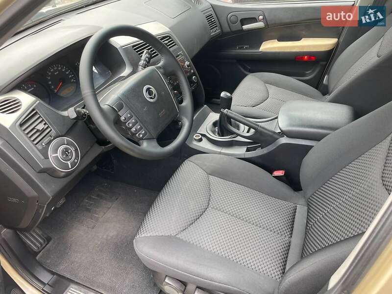 Внедорожник / Кроссовер SsangYong Kyron 2008 в Николаеве