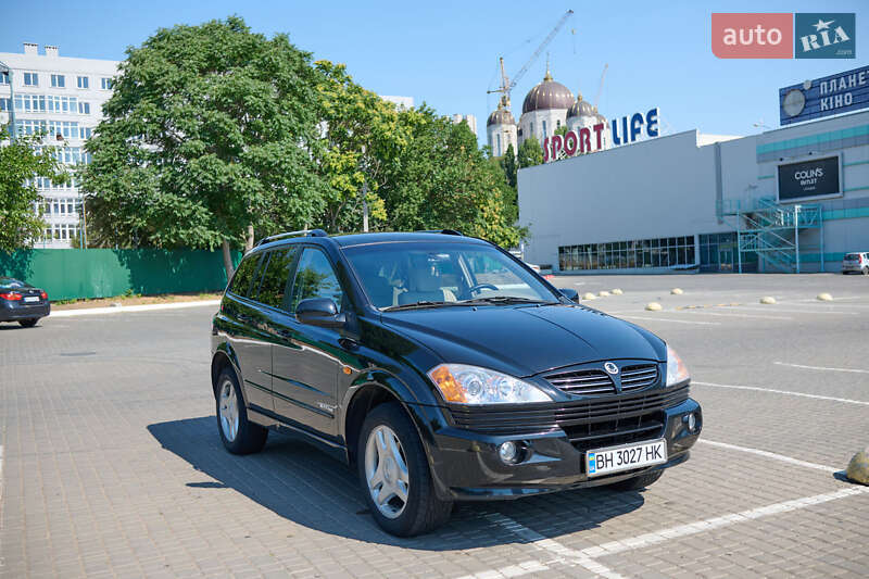 Внедорожник / Кроссовер SsangYong Kyron 2007 в 