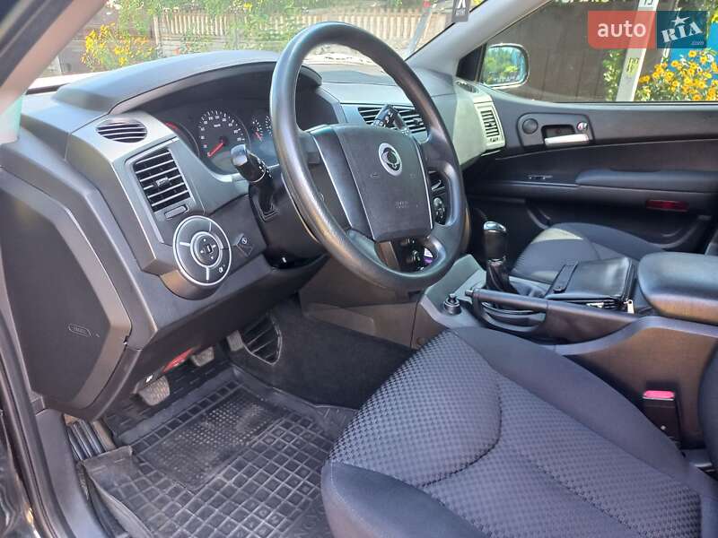 Позашляховик / Кросовер SsangYong Kyron 2010 в Чернігові
