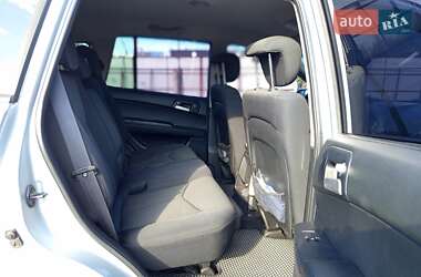 Внедорожник / Кроссовер SsangYong Kyron 2010 в 