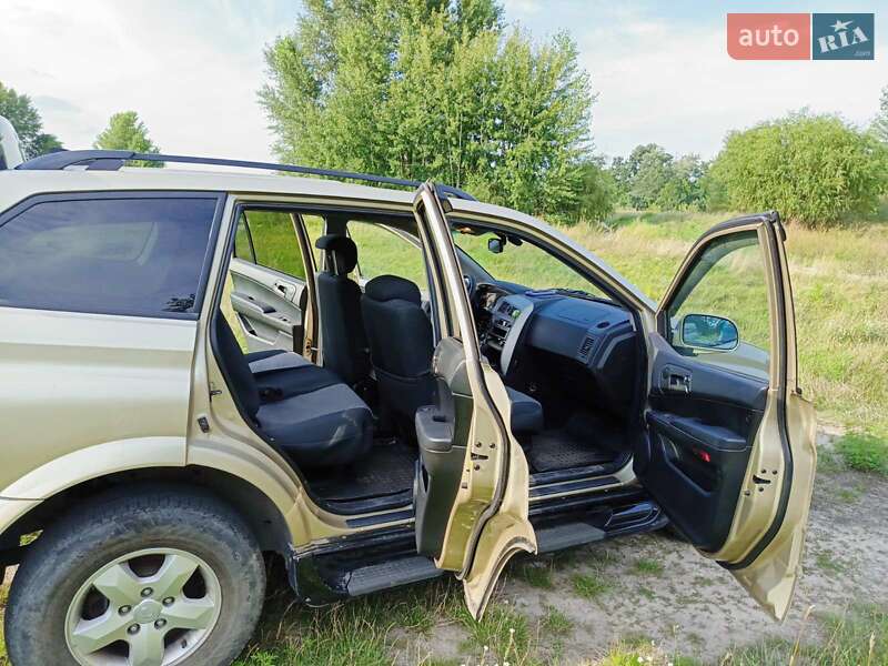 Внедорожник / Кроссовер SsangYong Kyron 2011 в Киеве