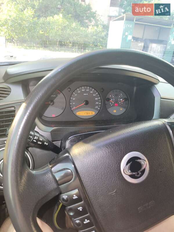 Внедорожник / Кроссовер SsangYong Kyron 2010 в Киеве