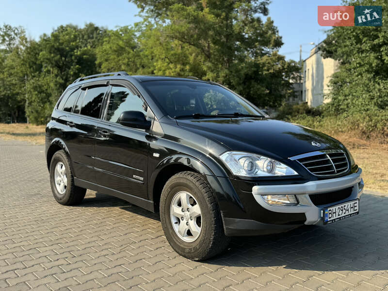 Внедорожник / Кроссовер SsangYong Kyron 2011 в 