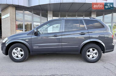 Внедорожник / Кроссовер SsangYong Kyron 2010 в 