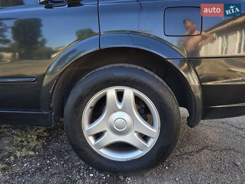 Внедорожник / Кроссовер SsangYong Kyron 2006 в Днепре