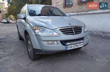 Позашляховик / Кросовер SsangYong Kyron 2010 в 