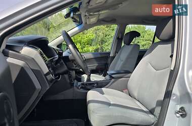Внедорожник / Кроссовер SsangYong Kyron 2010 в 