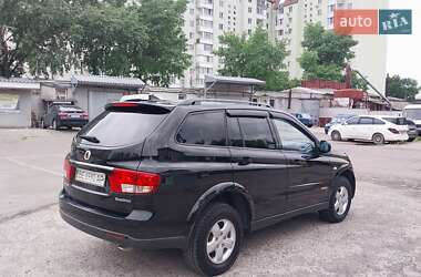 Позашляховик / Кросовер SsangYong Kyron 2009 в 