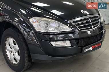 Позашляховик / Кросовер SsangYong Kyron 2010 в 
