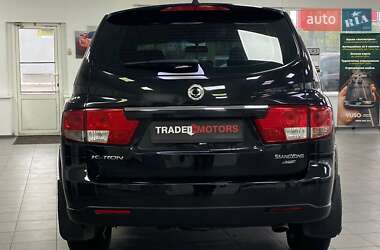Позашляховик / Кросовер SsangYong Kyron 2010 в 