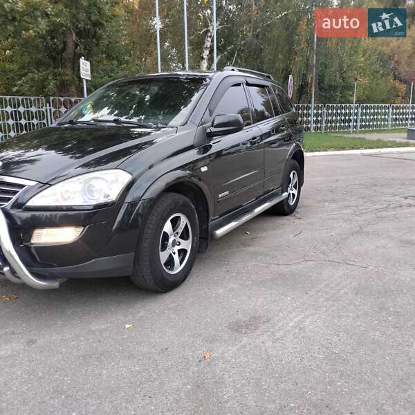 Позашляховик / Кросовер SsangYong Kyron 2010 в 