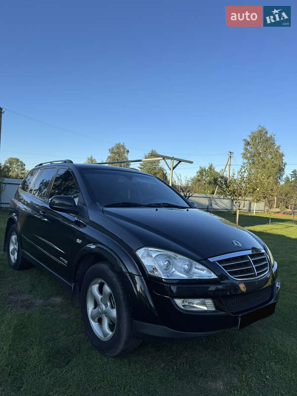 Позашляховик / Кросовер SsangYong Kyron 2008 в 