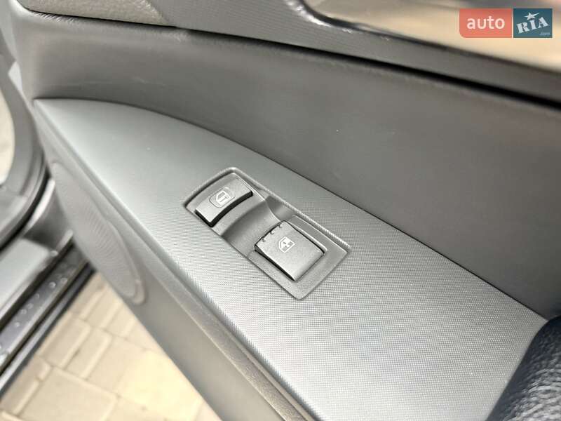 Внедорожник / Кроссовер SsangYong Kyron 2009 в Одессе