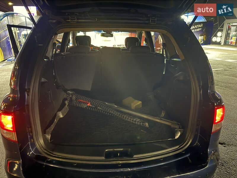 Позашляховик / Кросовер SsangYong Kyron 2011 в Києві