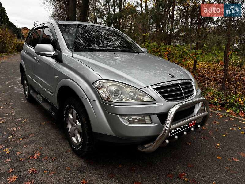 Позашляховик / Кросовер SsangYong Kyron 2010 в Києві