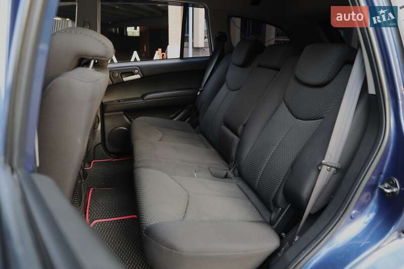 Внедорожник / Кроссовер SsangYong Kyron 2011 в Харькове