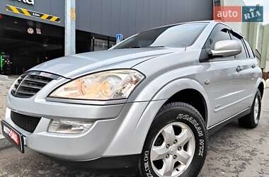 Внедорожник / Кроссовер SsangYong Kyron 2010 в Киеве