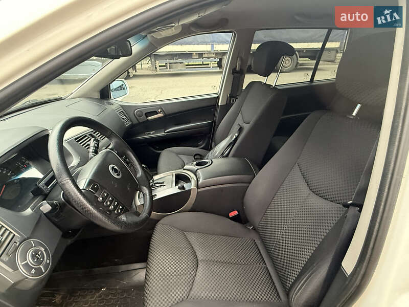 Позашляховик / Кросовер SsangYong Kyron 2012 в Києві