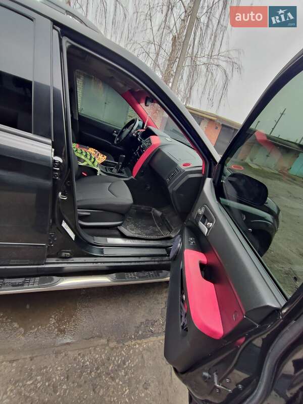 Внедорожник / Кроссовер SsangYong Kyron 2009 в Павлограде фото 15 Внедорожник / Кроссовер SsangYong Kyron 2009 в Павлограде