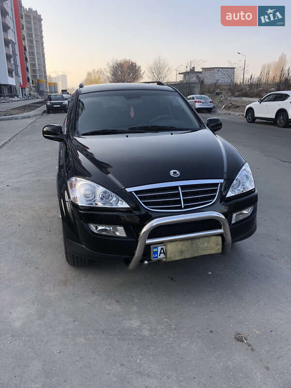 Внедорожник / Кроссовер SsangYong Kyron 2013 в Киеве
