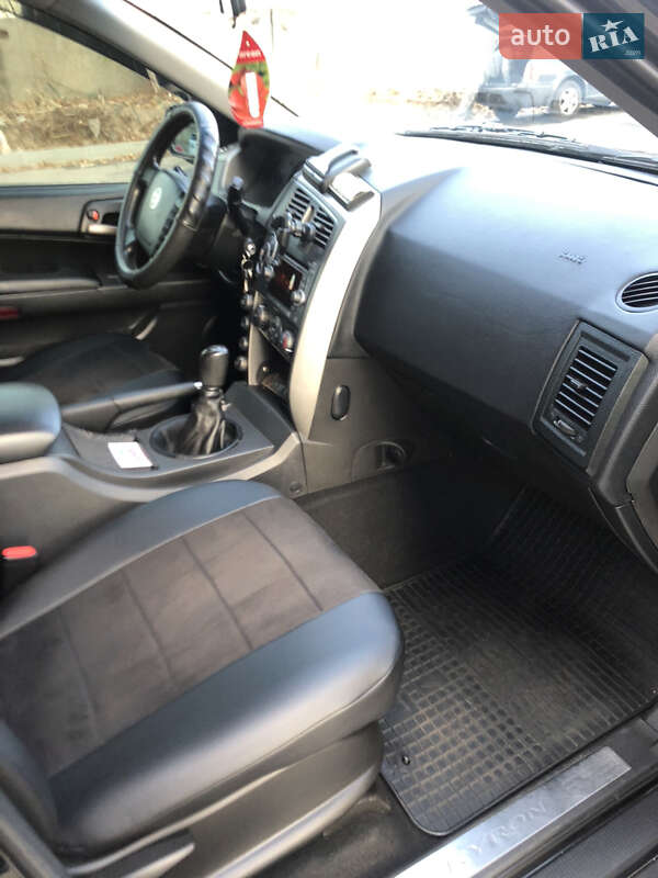 Внедорожник / Кроссовер SsangYong Kyron 2013 в Киеве