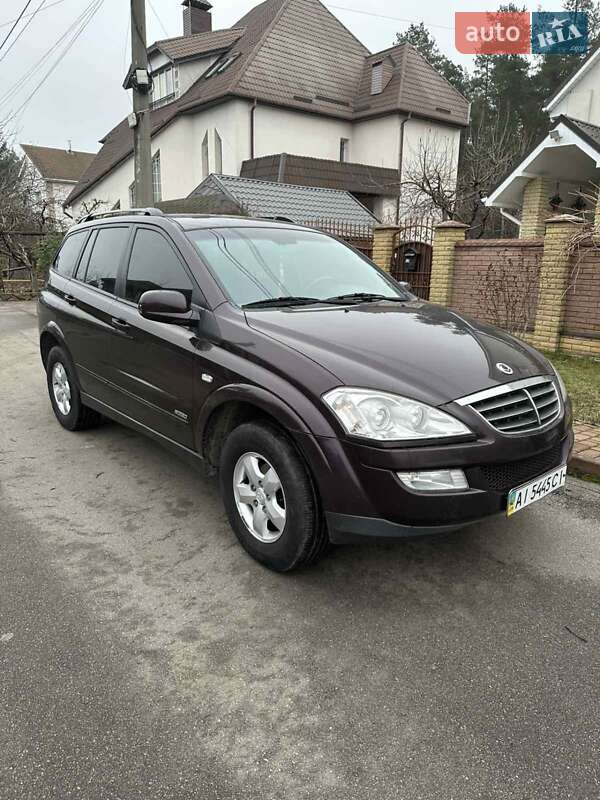 Внедорожник / Кроссовер SsangYong Kyron 2010 в Обухове
