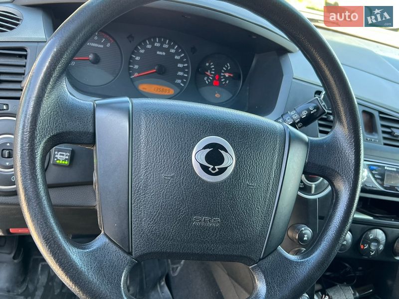 Внедорожник / Кроссовер SsangYong Kyron 2010 в Ужгороде