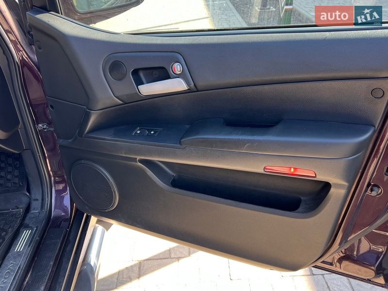 Внедорожник / Кроссовер SsangYong Kyron 2010 в Ужгороде