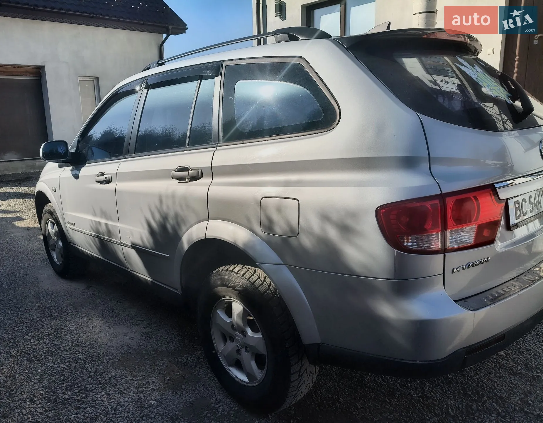 2010 SsangYong Kyron - мініатюра 3