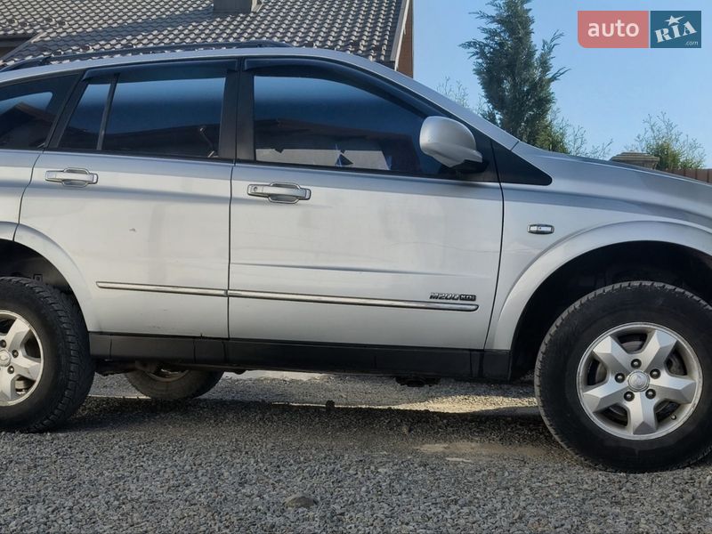 Внедорожник / Кроссовер SsangYong Kyron 2010 в Львове
