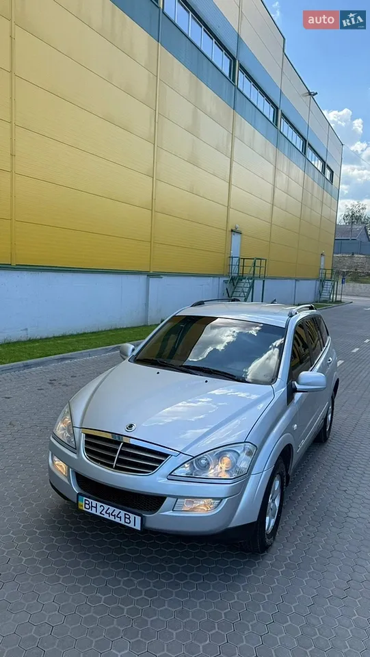 2010 SsangYong Kyron - мініатюра 25