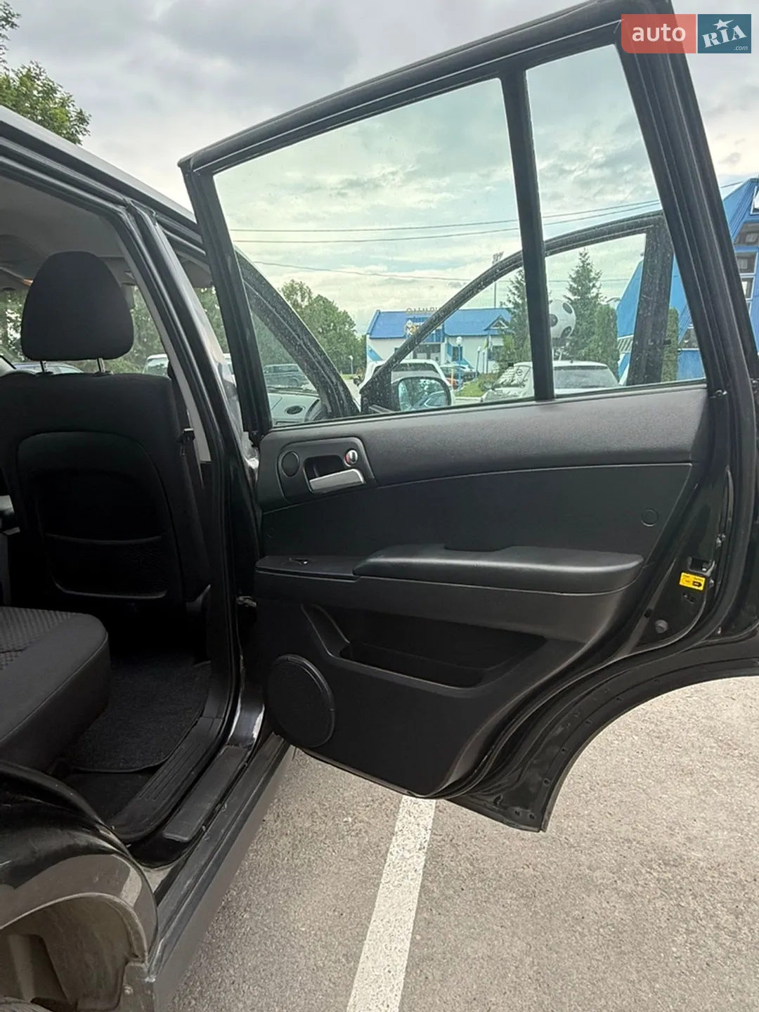 2010 SsangYong Kyron - мініатюра 13