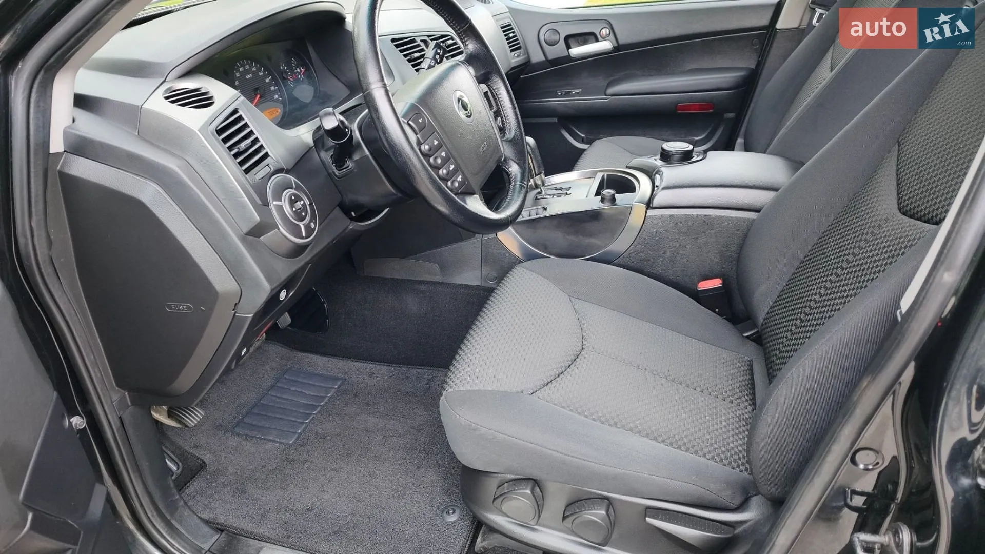 2010 SsangYong Kyron - мініатюра 25