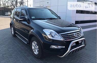 Позашляховик / Кросовер SsangYong Rexton 2013 в 