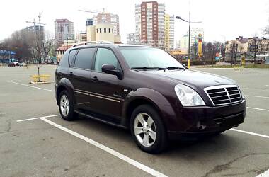 Внедорожник / Кроссовер SsangYong Rexton 2009 в Киеве