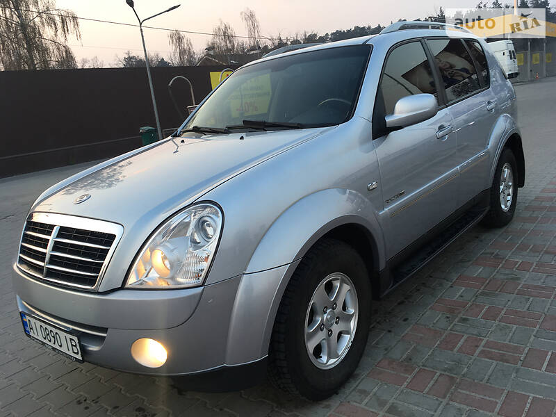 Позашляховик / Кросовер SsangYong Rexton 2010 в Києві
