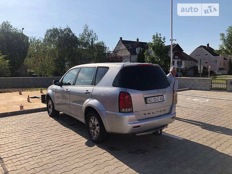 Позашляховик / Кросовер SsangYong Rexton 2006 в Ужгороді