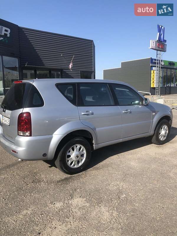 Внедорожник / Кроссовер SsangYong Rexton 2006 в Запорожье