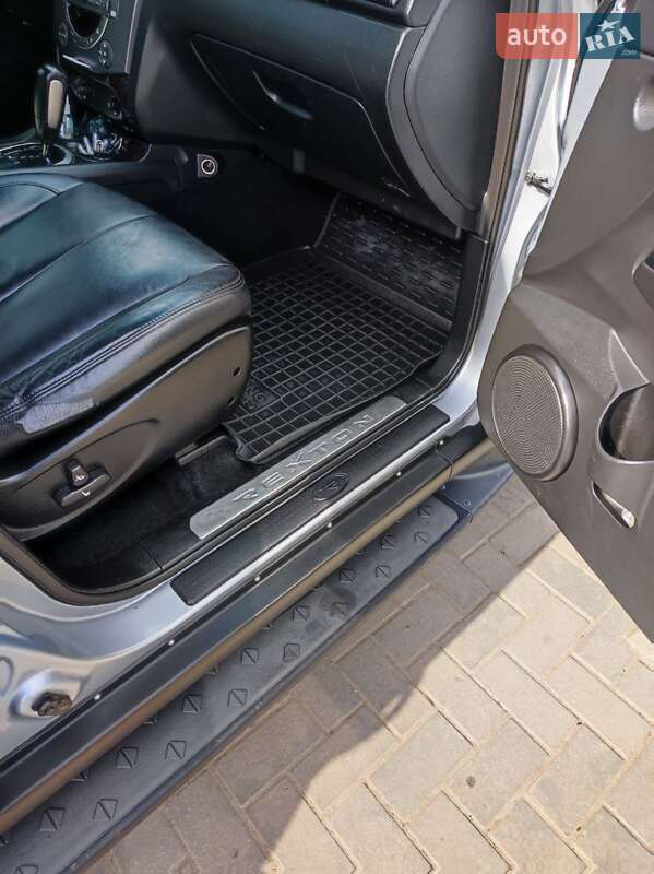 Позашляховик / Кросовер SsangYong Rexton 2008 в Вінниці
