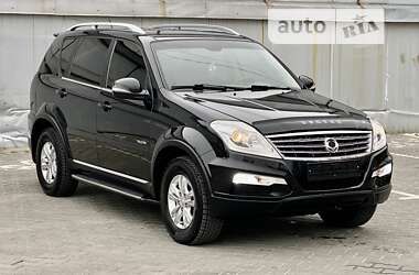 Позашляховик / Кросовер SsangYong Rexton 2014 в 