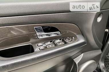 Позашляховик / Кросовер SsangYong Rexton 2014 в 